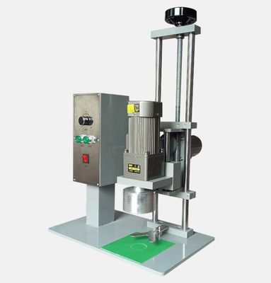 Máquina de sellado de latas de estaño horizontal semiautomática de champú de plástico con gatillo de pulverización de botella de tapa